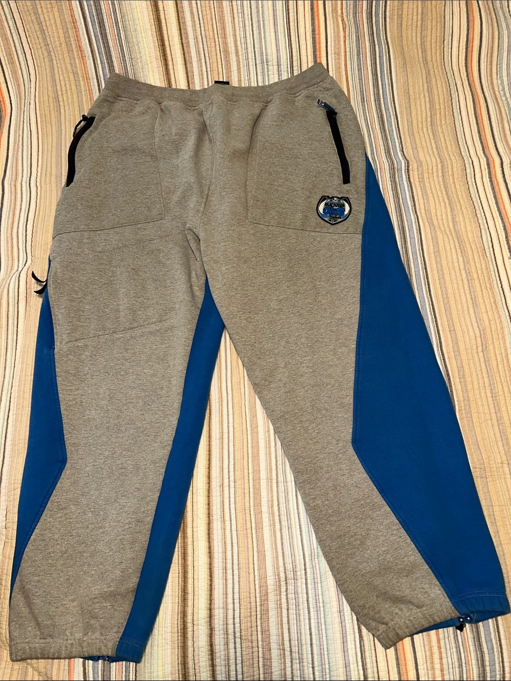 Akademiks Y2K Gray and Blue Sweatpants Joggers